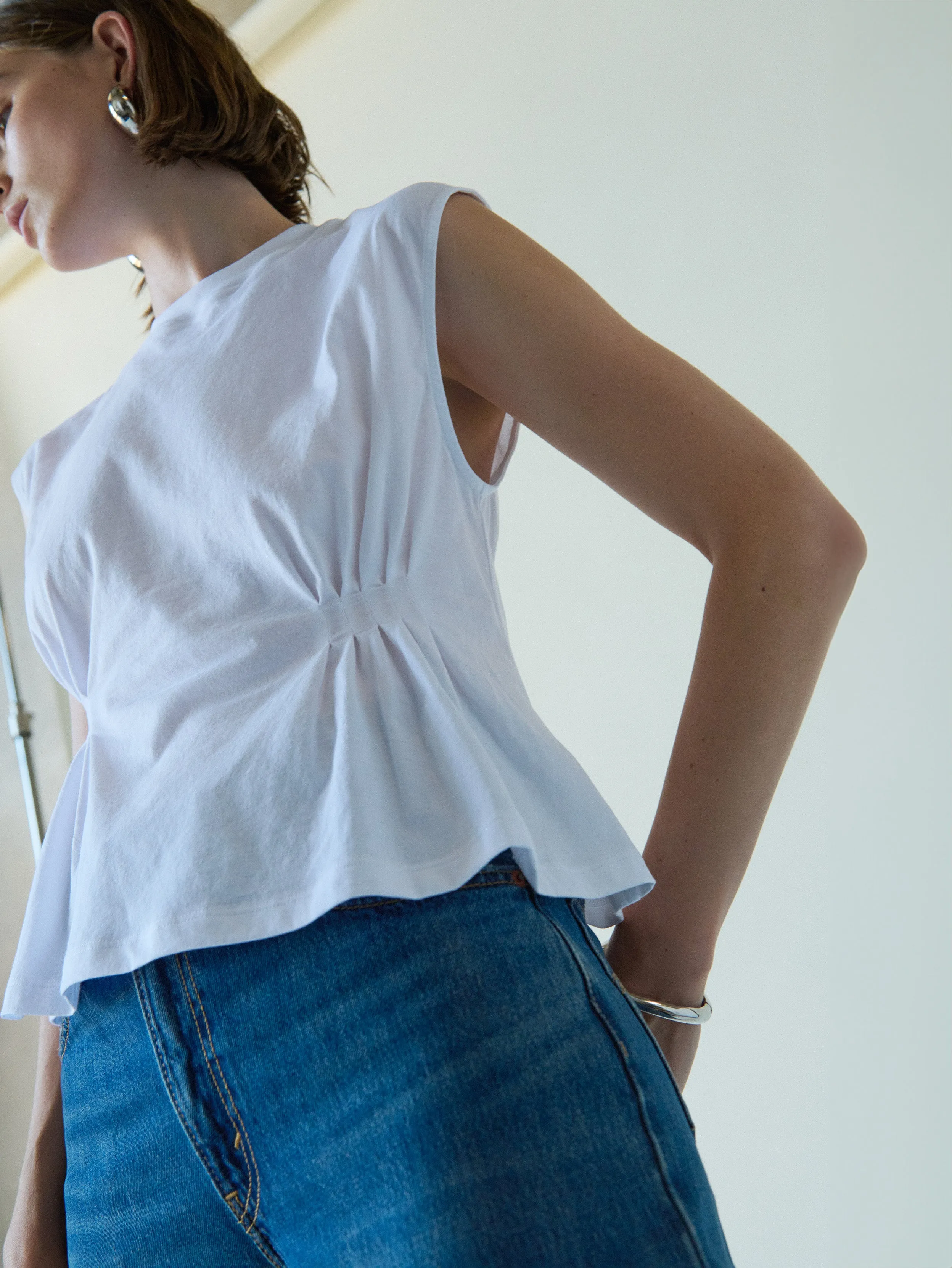 Minimal Design Quick Comfort Fit Meg Pleated Tank