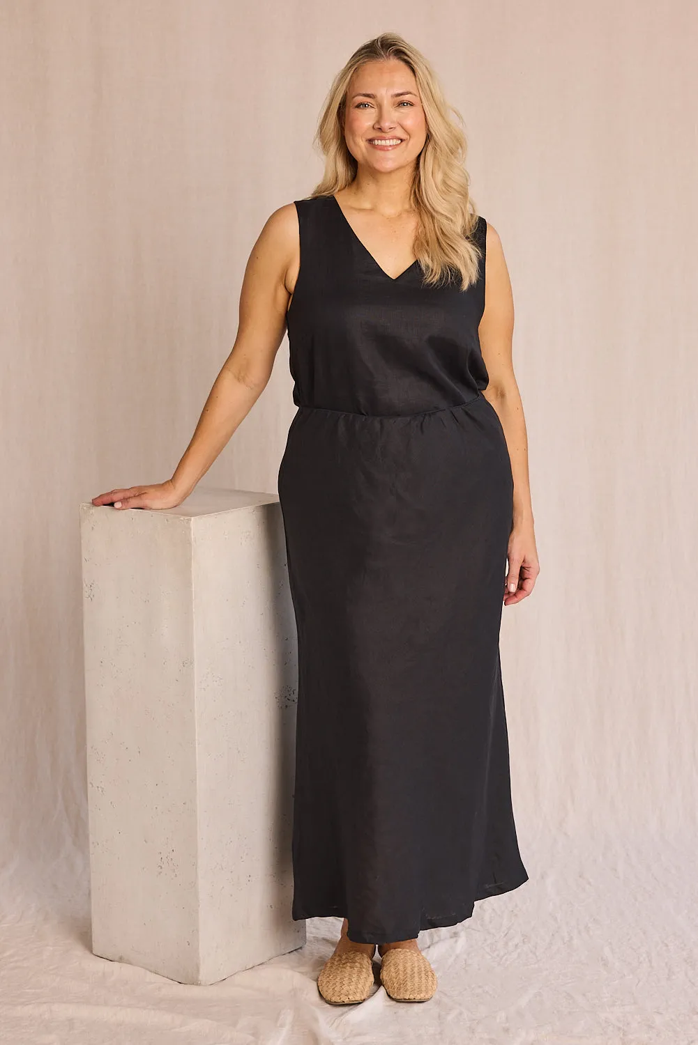 Katie Bias Cut Linen Skirt in Black Outfit Diary