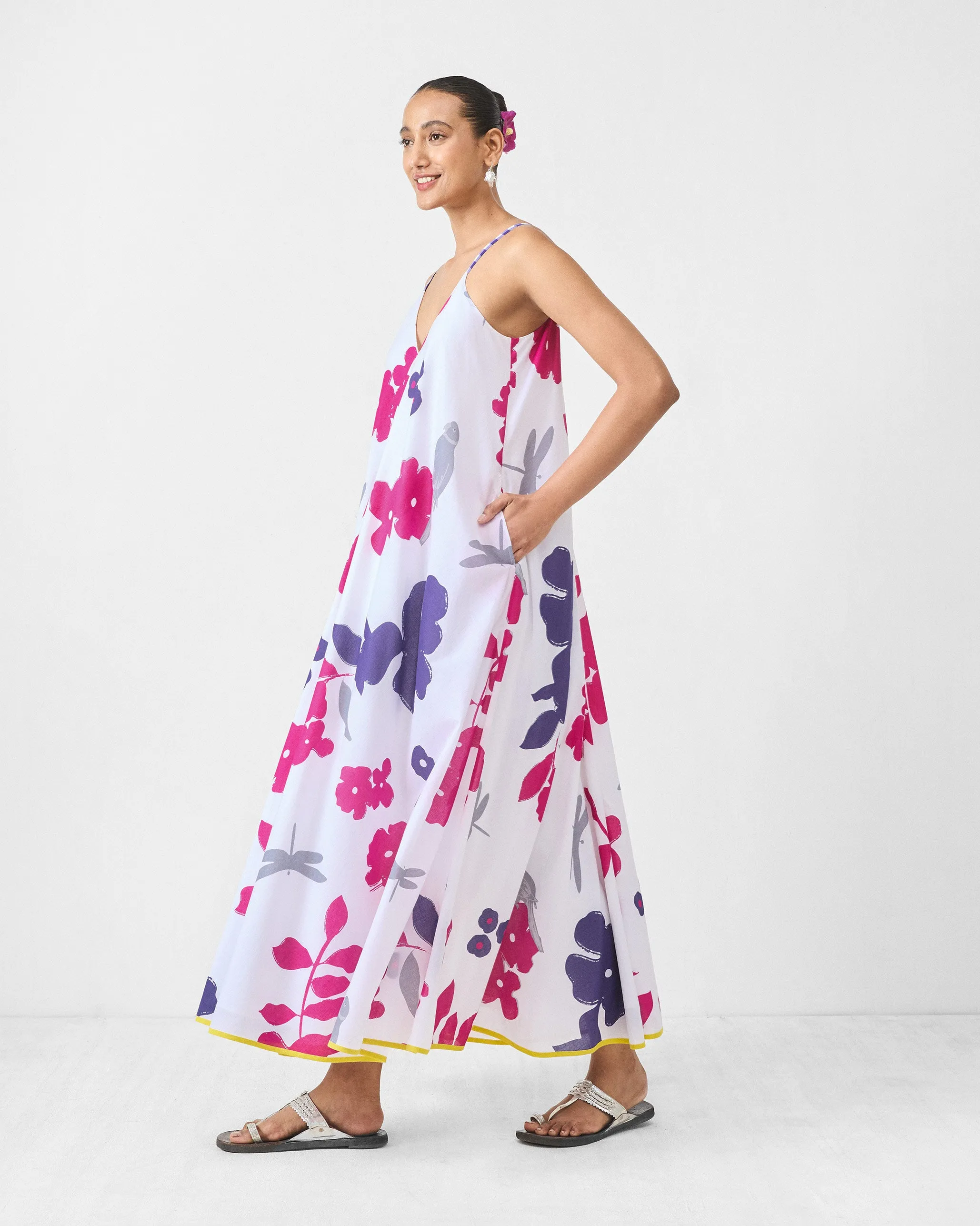 Urban Cool V-Neck Strappy Dress - White & Purple Printed