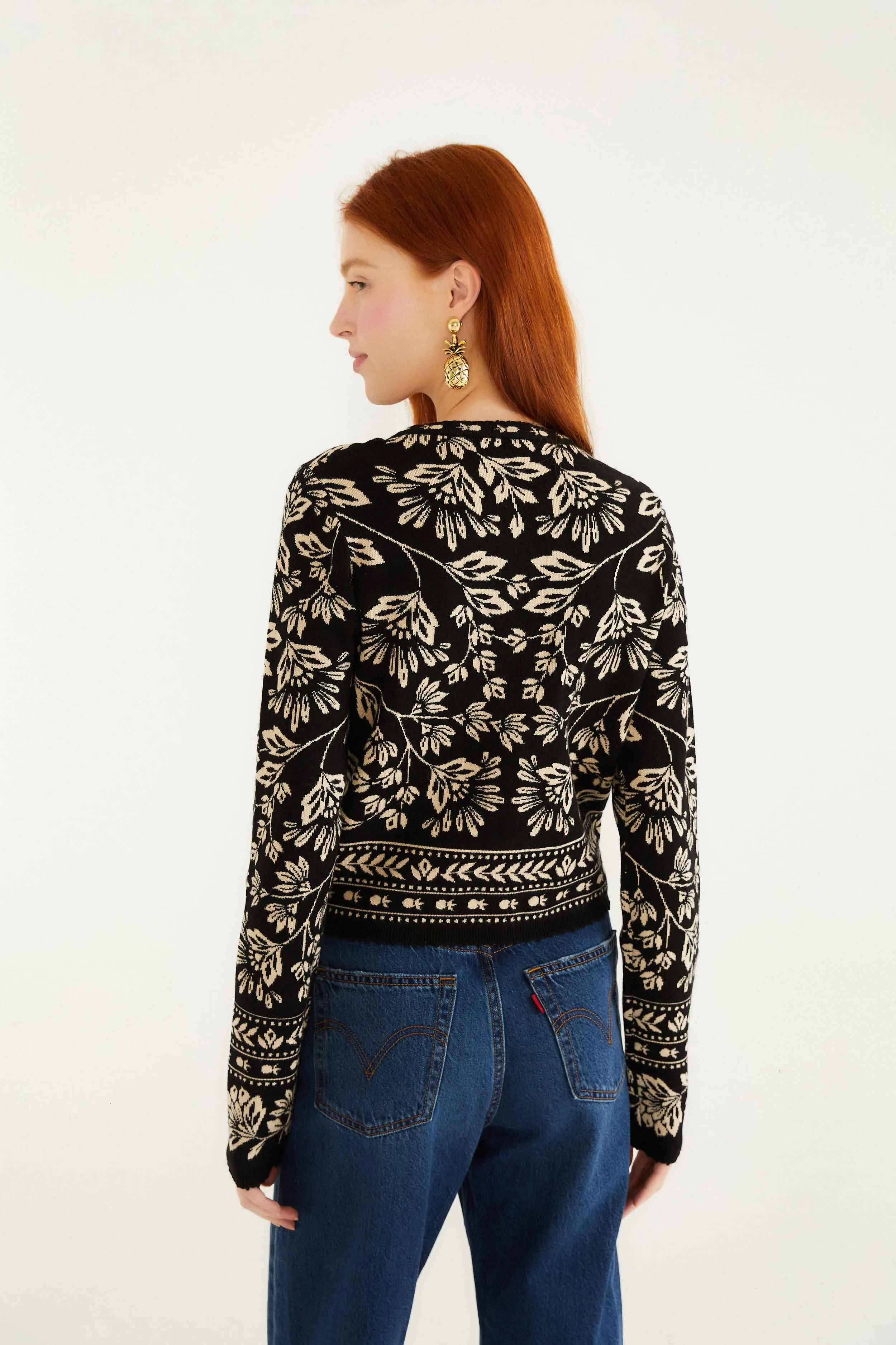 Balanced Stretch Structure Black And White Flower Bloom Buttoned Knit Cardigan