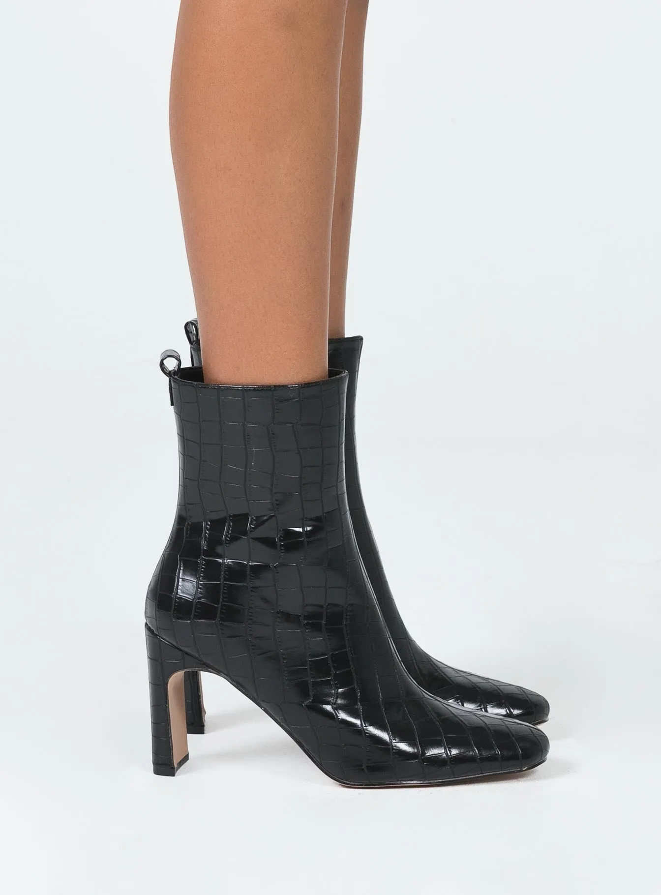 Thriller Boots Black Croc Free Movement Fresh Look