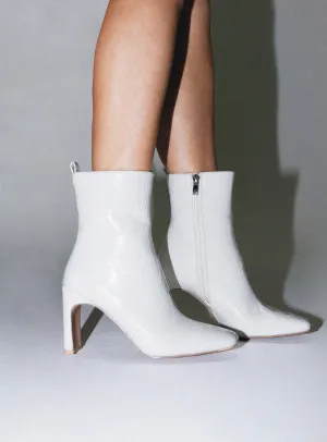 sports performance Comfort Active Thriller Boots White Croc