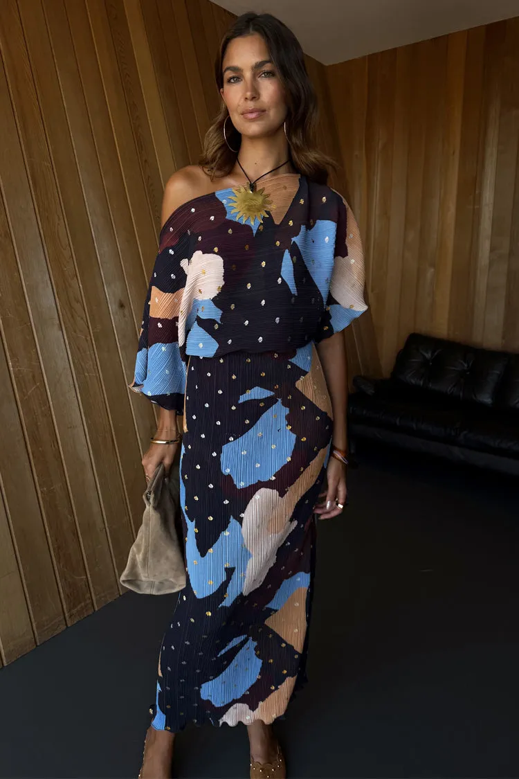 Mara Abstract Tilly Dress Chic and Flattering