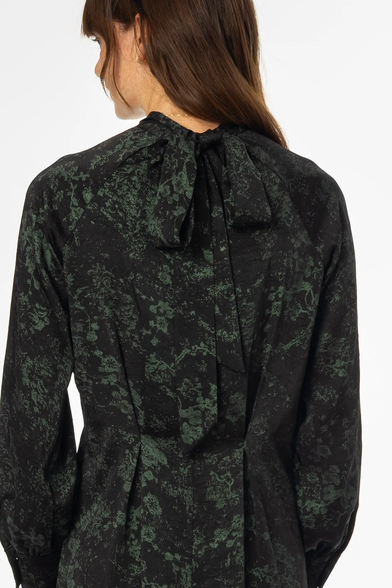 Balanced Light Black & Green Printed Tie Neck Dress