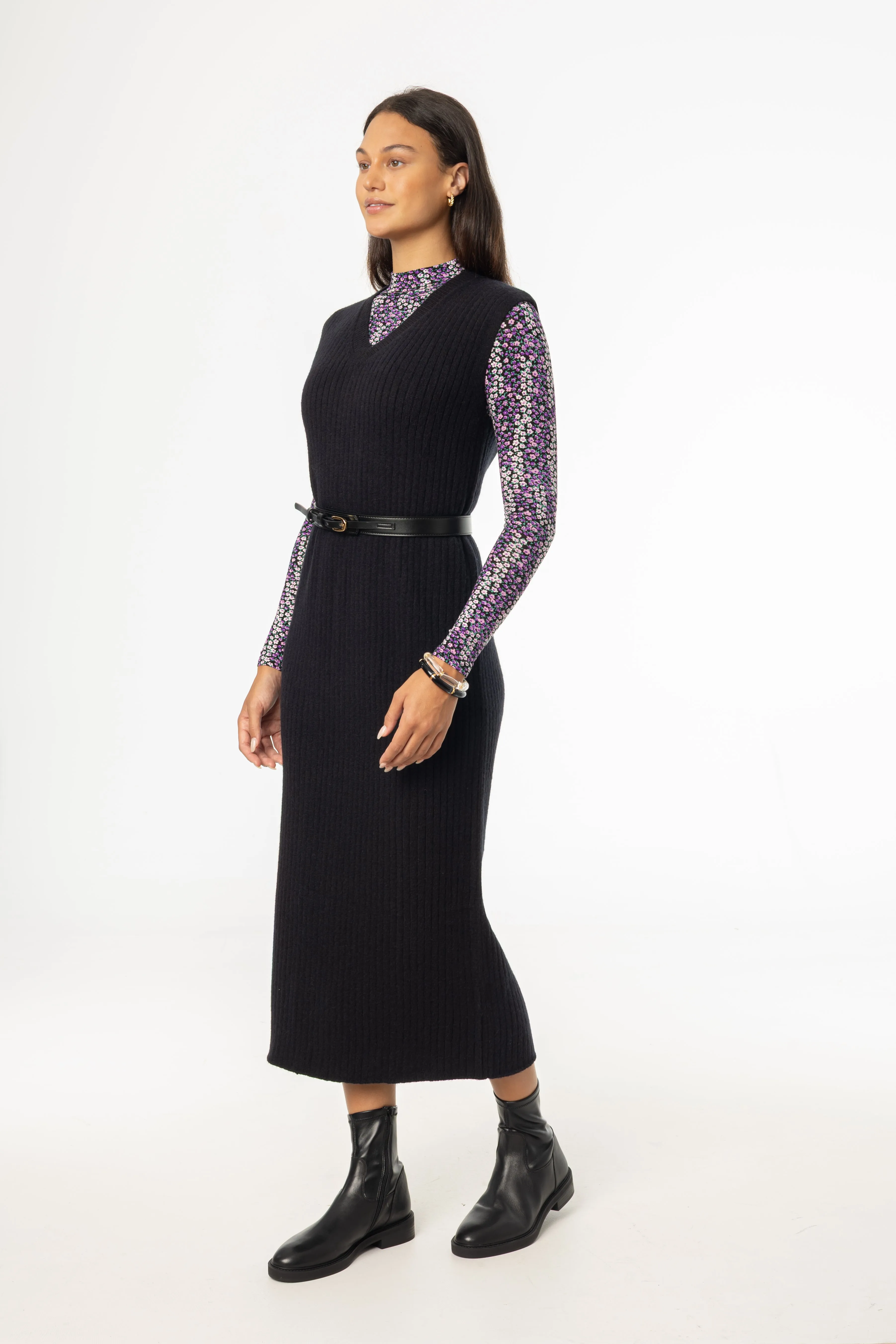 Everyday Comfort Relaxed and Effortless Black V Neck Knit Maxi Dress
