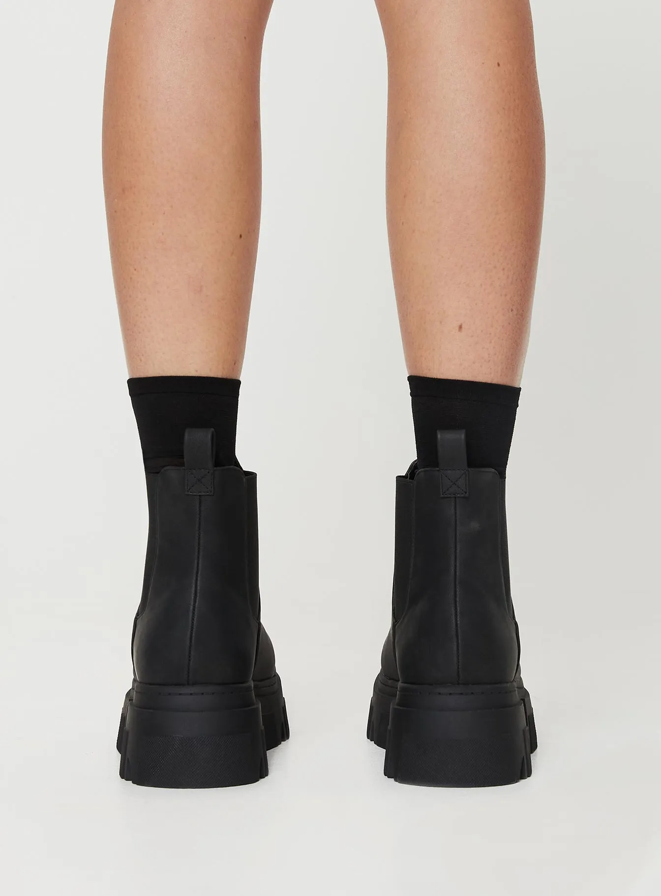 Mordan Boots Black Shock Absorbing