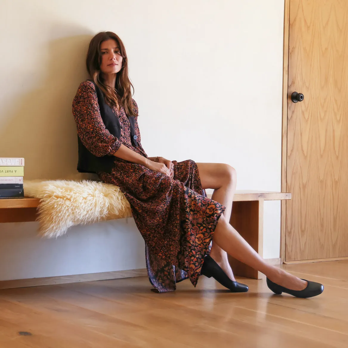 Via Pump Stretch Fabric Work Commute Bold Tone