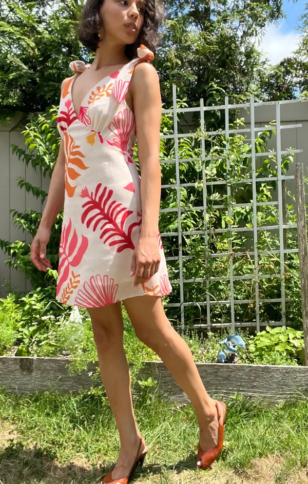 Coral Reef Tie Strap Mini Light Attitude Soft and Relaxed