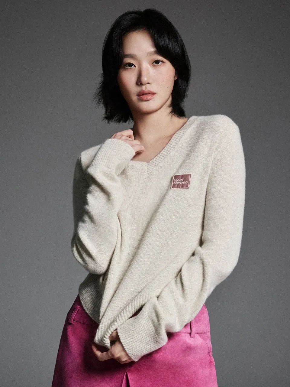 RACCOON BLENDED V NECK SQUARE LOGO_OATMEAL Low Maintenance Knit