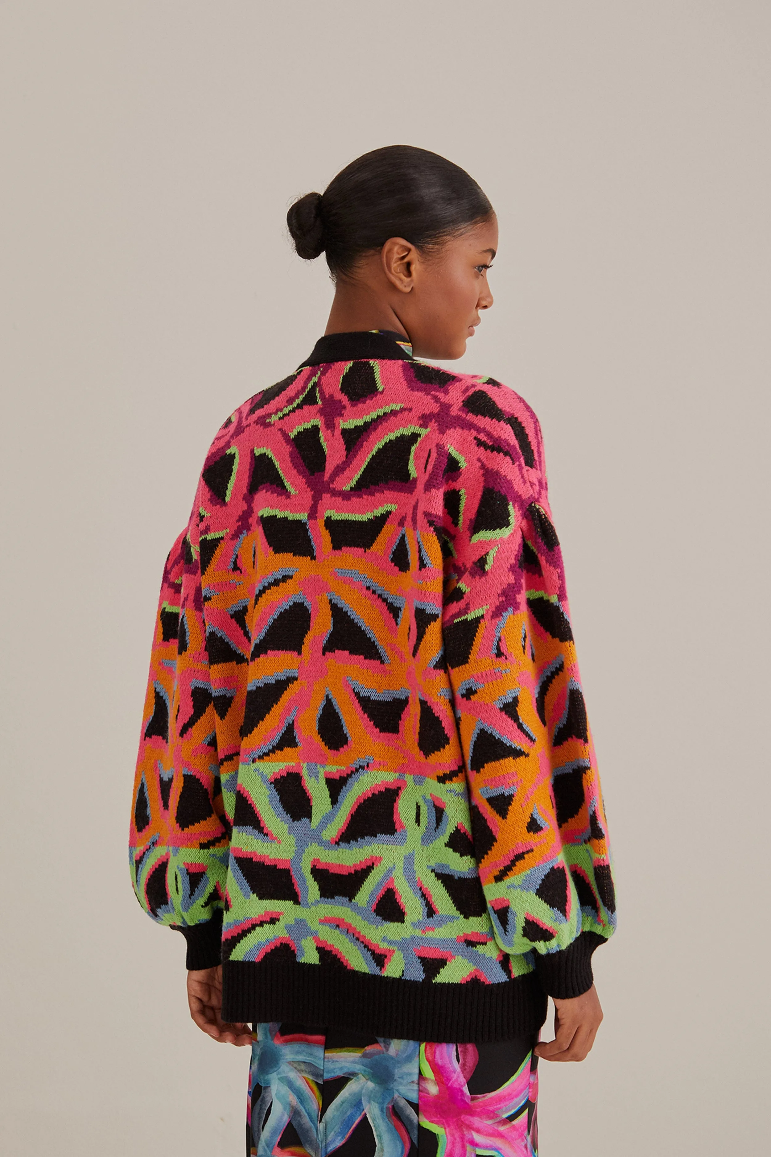 Lightweight Thermal Weave NonRestrictive Cut Garden Plaid Knit Cardigan