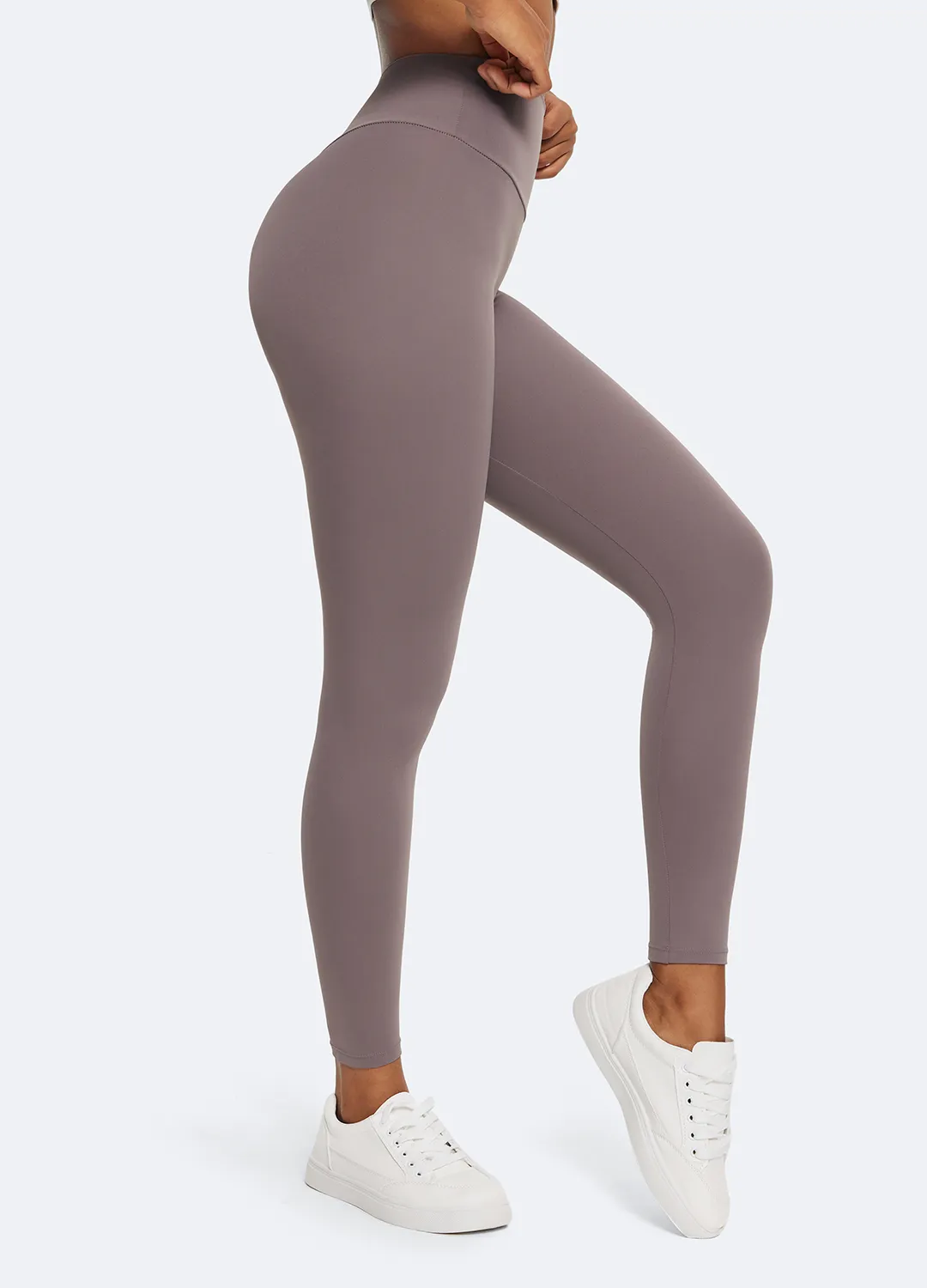 Smooth Lining Technology V-Seam Leggings with Push Up