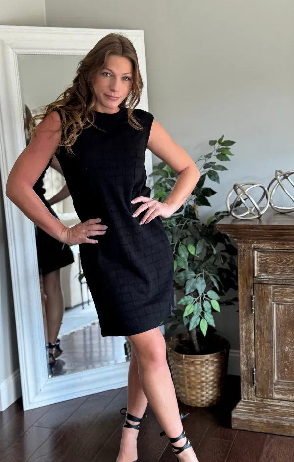 Urban Touch Delicate Tone Vesa Dress