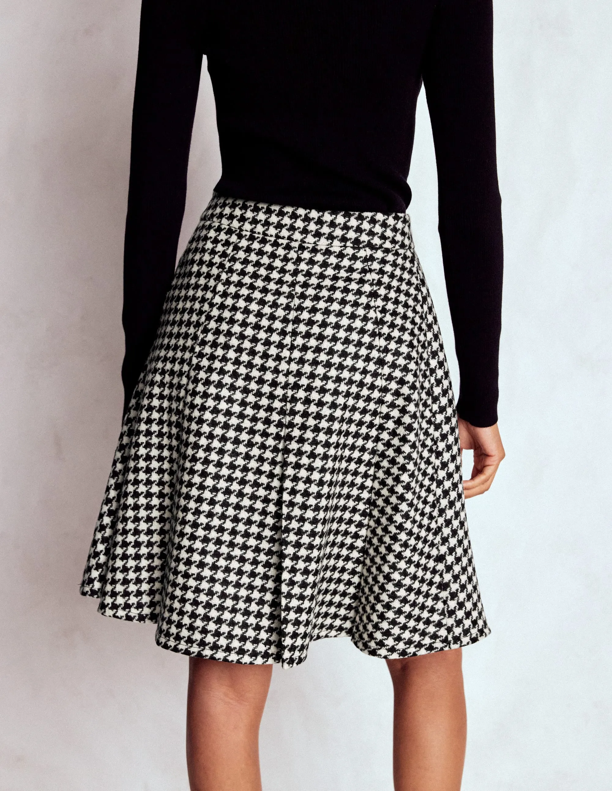 Flippy Wool Skirt-Black Dogstooth Lightweight Fabric