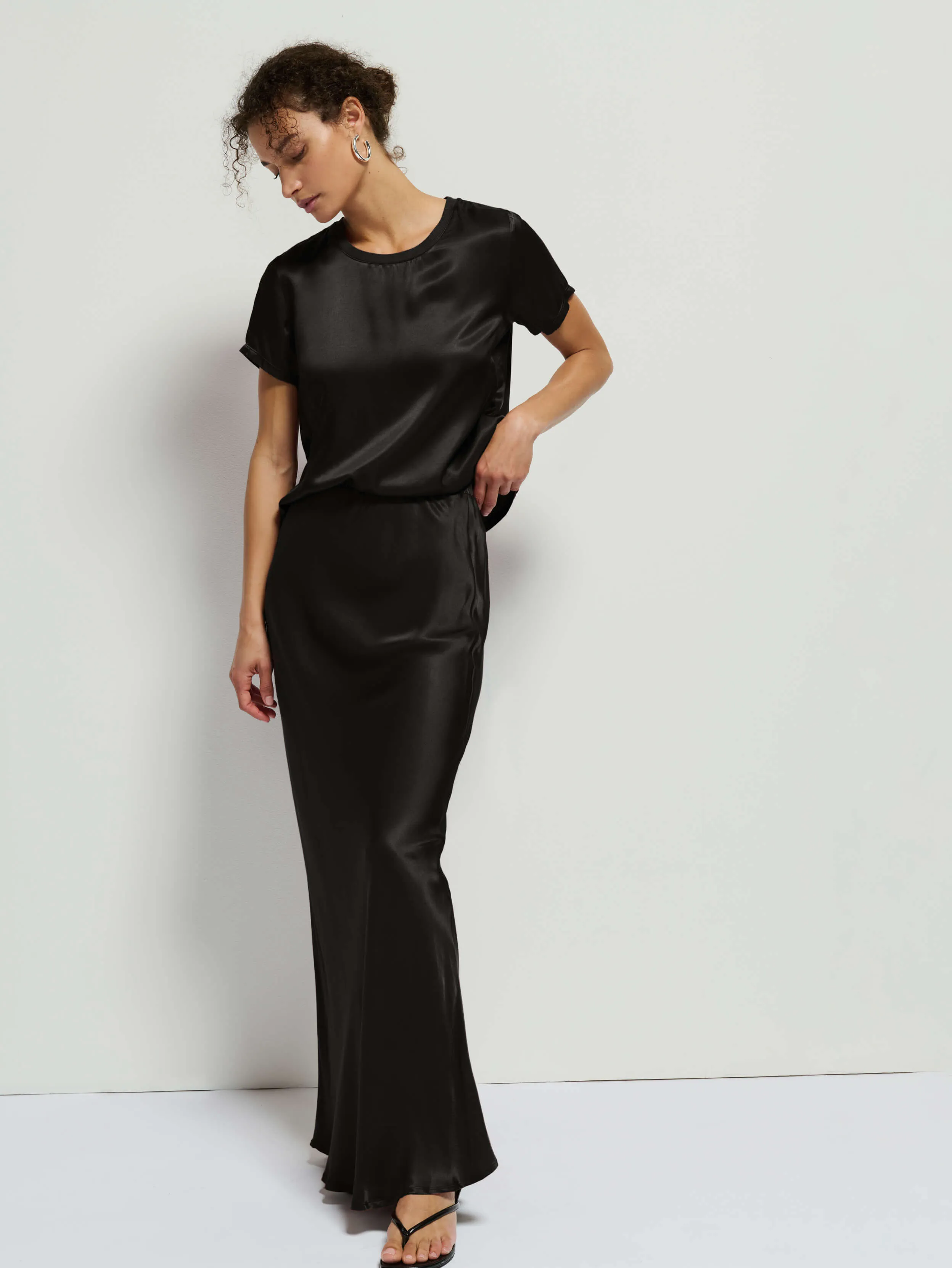 Minimalist Trim natural fiber Gaia Skirt