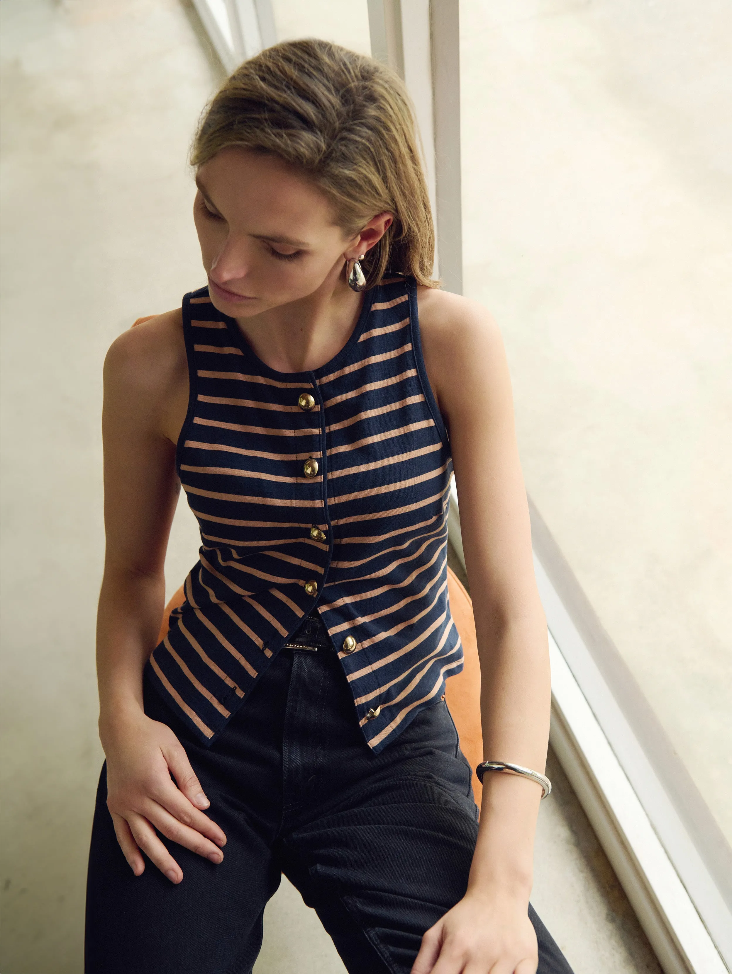 Abbie Sleeveless Classic Fit Smooth Jersey Texture