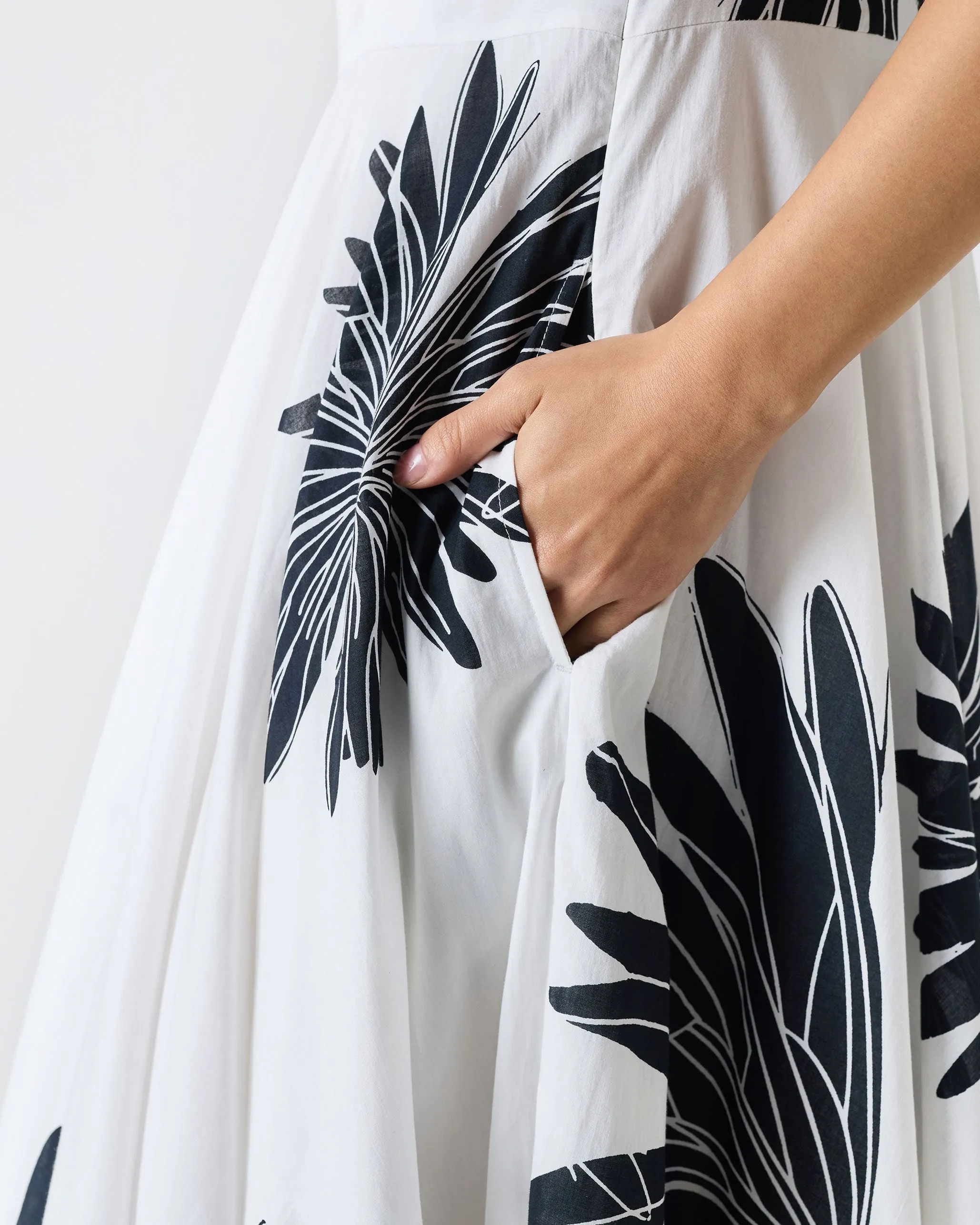 Yoroi Dress - Black & White Print Modern Waistband