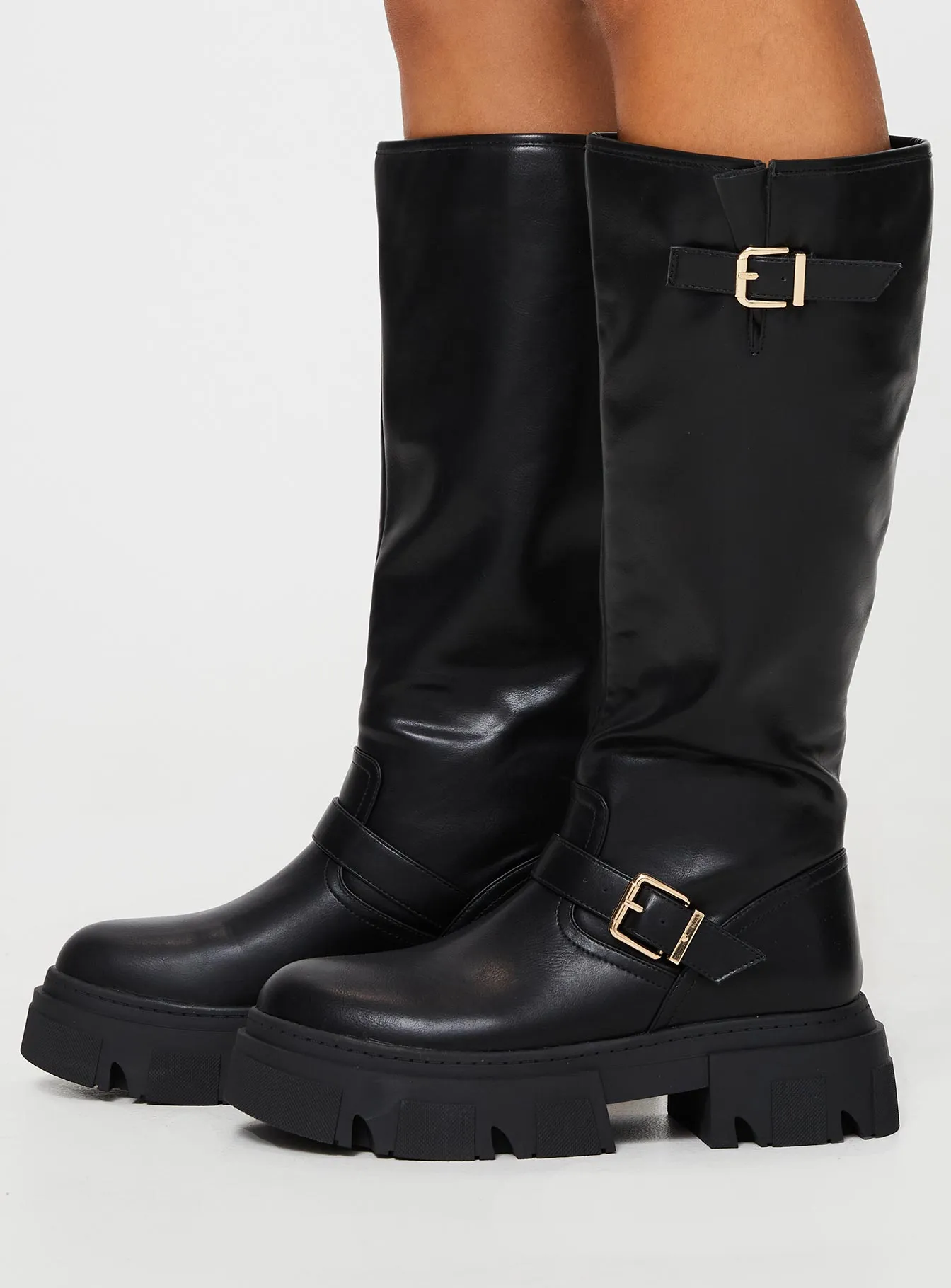 Fresh Look Low Cushion Zardo Boots Black