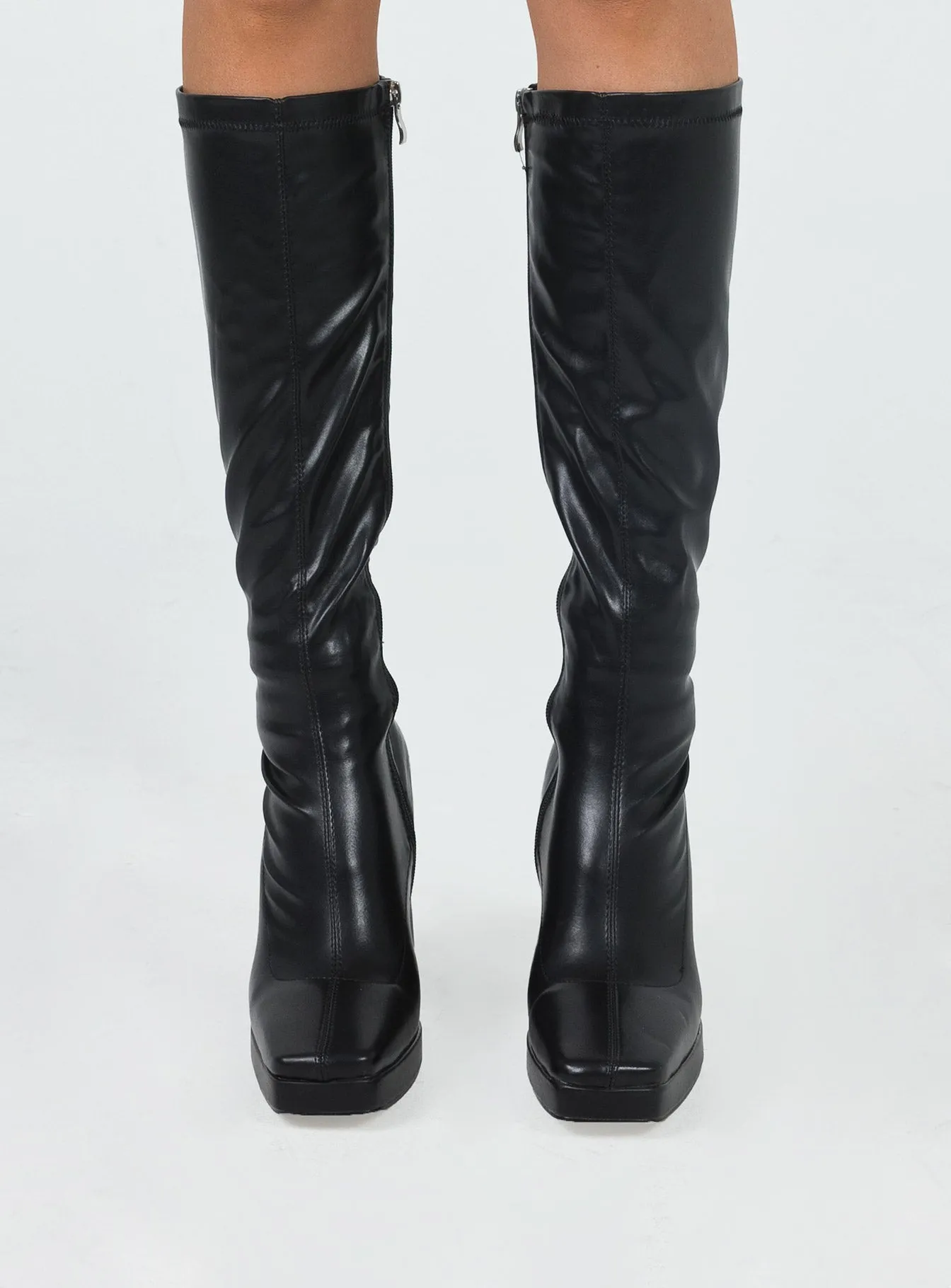Comfort Lacing Zayas Knee High Boots Black